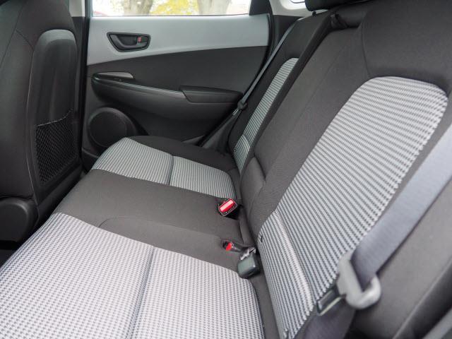 2019 hyundai kona sel awd sel 4dr crossover w/contrast roof for sale in middletown, rhode island