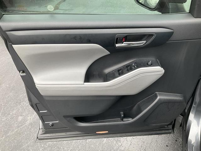 2020 toyota highlander xle
