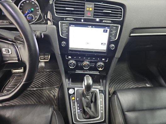 2017 volkswagen golf r 4-door w/dcc & navigation