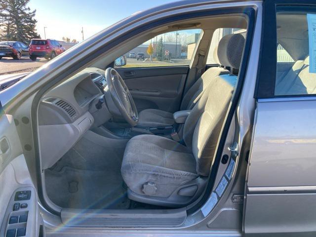 2002 toyota camry se