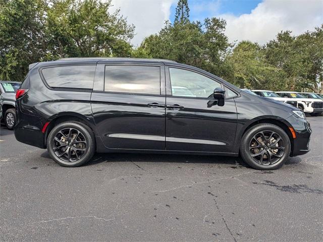 2021 chrysler pacifica limited