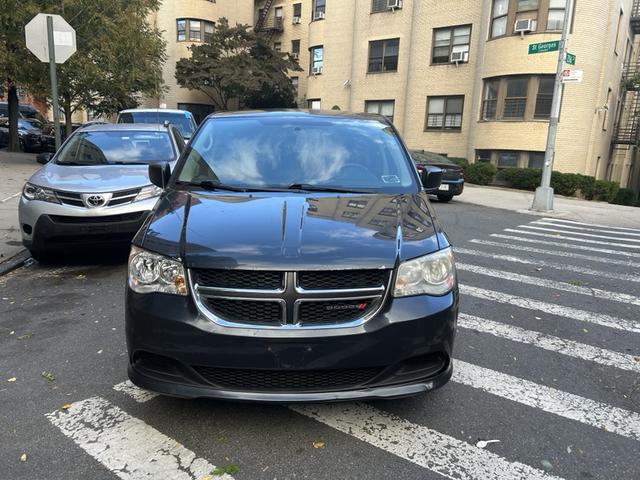 2013 dodge grand caravan se