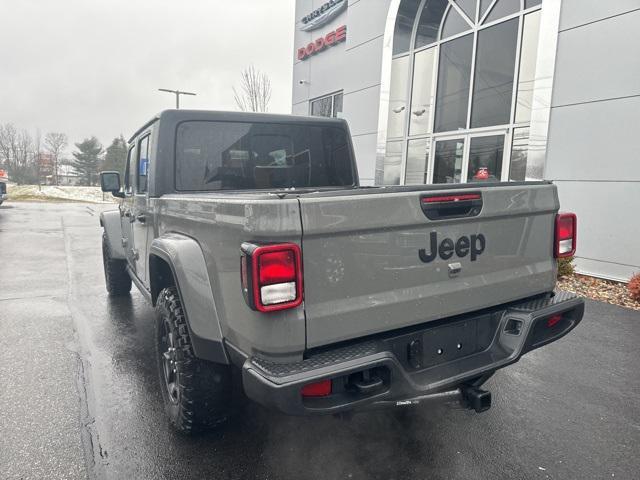 2023 jeep gladiator sport