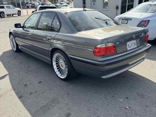 2001 bmw 740