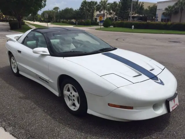 1994 pontiac trans am 25th anniversary