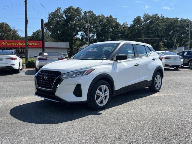 2021 nissan kicks s
