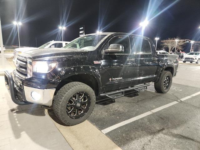 2011 toyota tundra grade