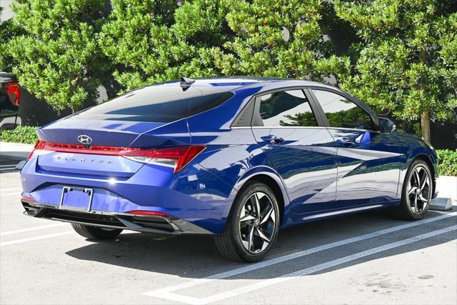 2022 hyundai elantra sel