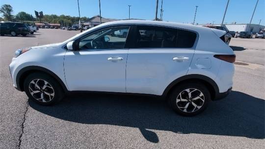 2022 kia sportage lx
