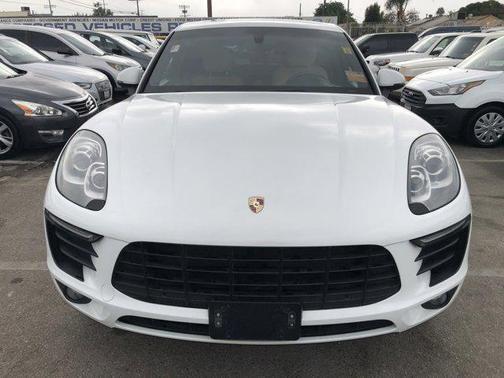 2016 porsche macan