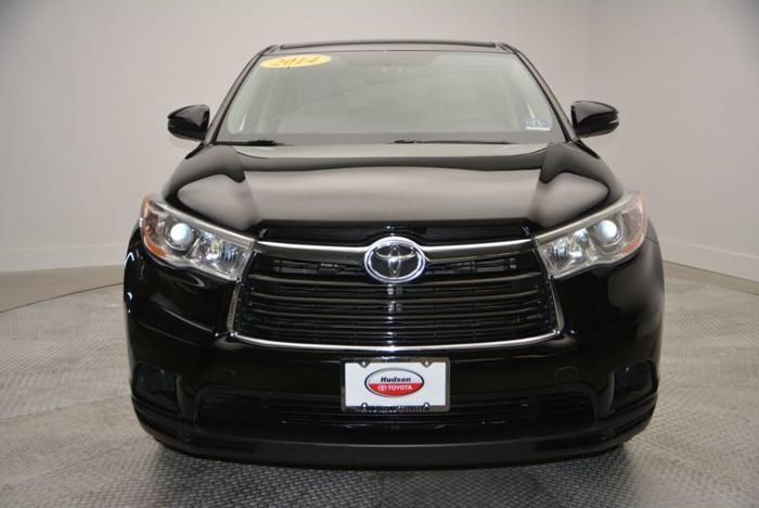 used 2014 toyota highlander awd le v6 jersey city, nj 07305 for sale in jersey city, new jersey