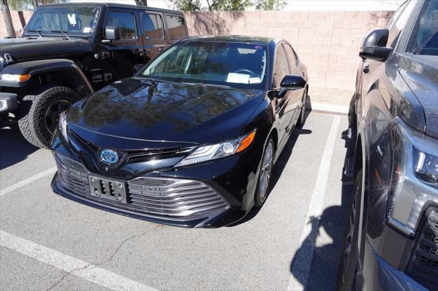 2018 toyota camry hybrid xle