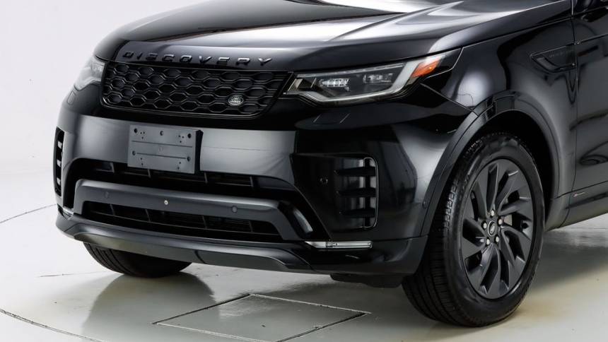 2022 land rover discovery p300 s r-dynamic