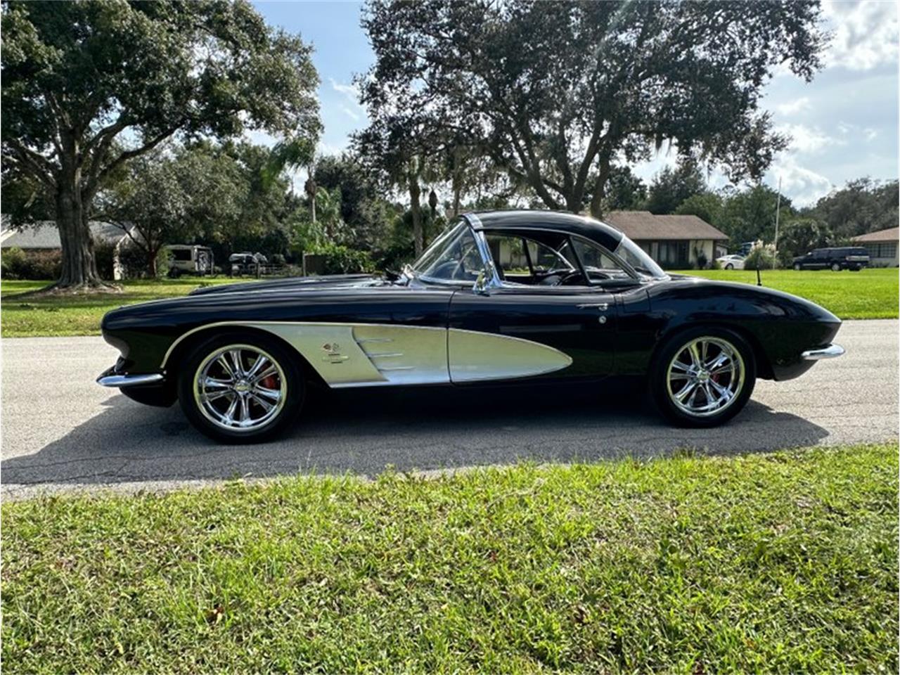 1961 chevrolet corvette