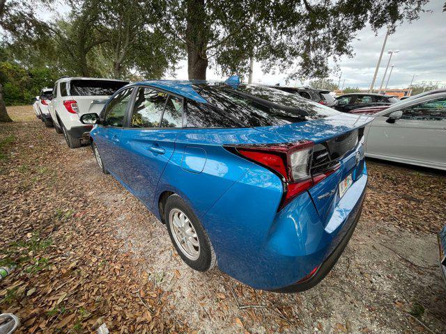 2022 toyota prius le