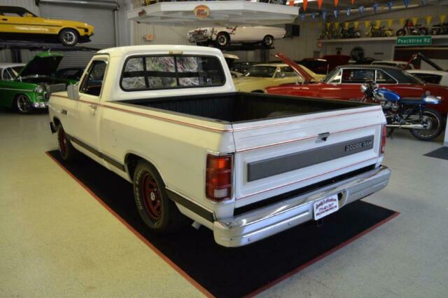 1984 dodge ram 150 royal se