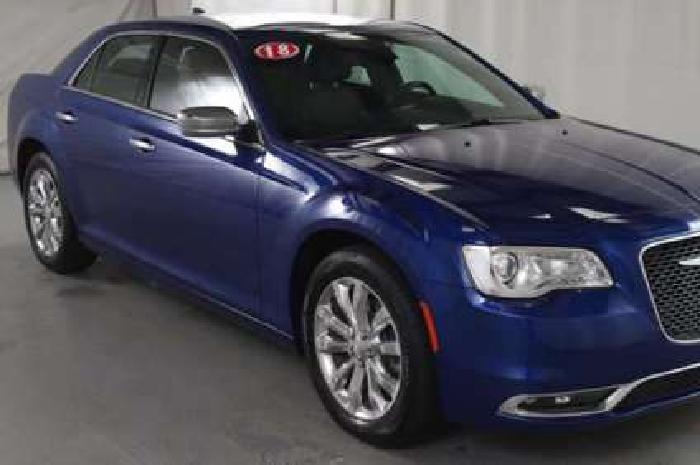 2018 chrysler 300 limited in traverse city, mi