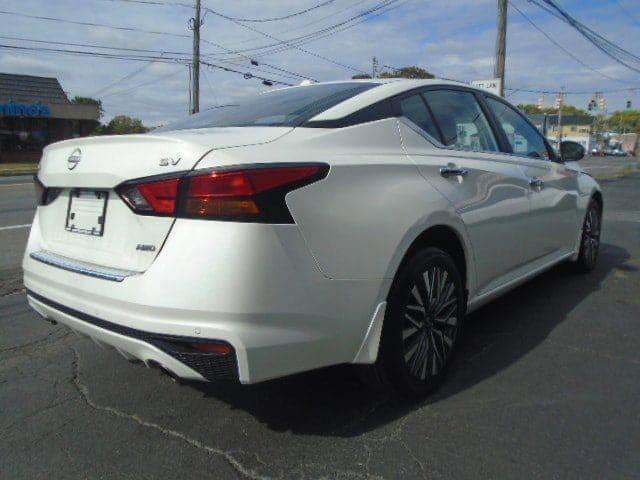 2023 nissan altima 2.5 sv