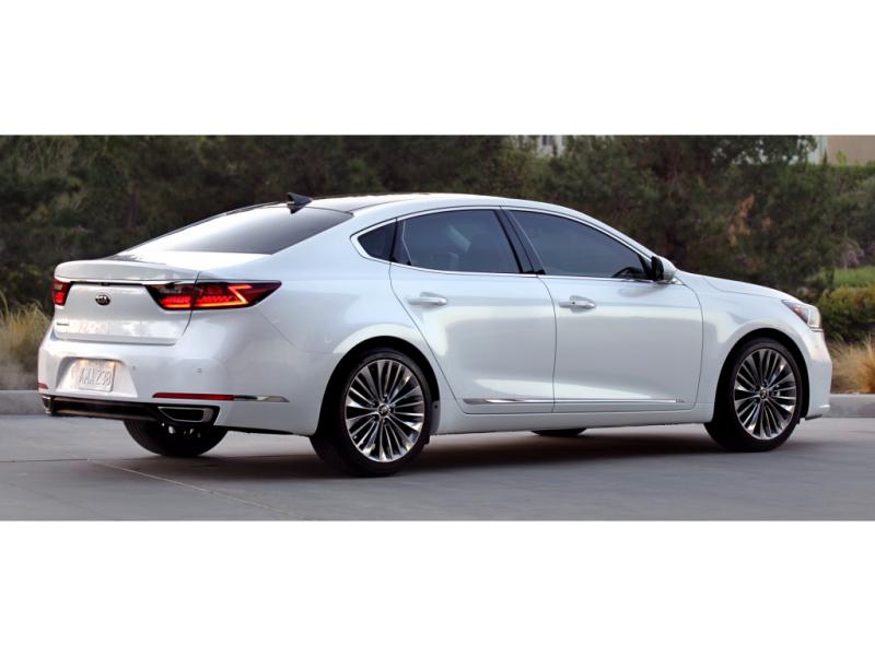 2015 Kia Cadenza