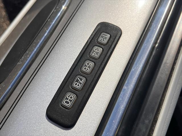 2005 mercury grand marquis ls