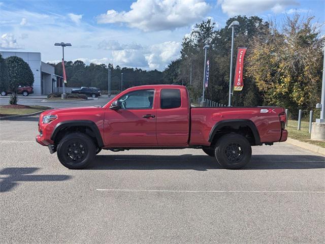 2022 toyota tacoma sr