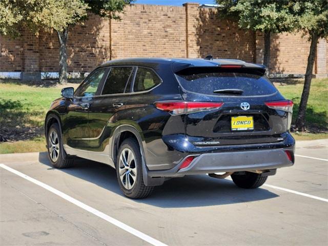 2023 toyota highlander xle