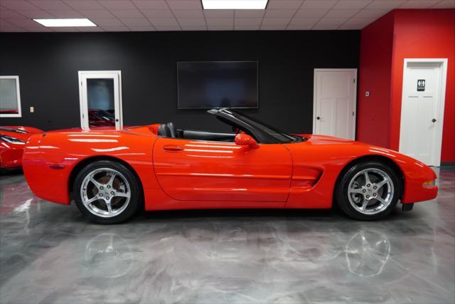 2004 chevrolet corvette base