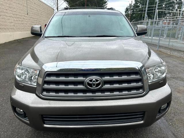 2016 toyota sequoia sr5