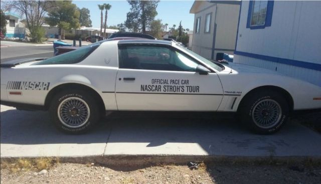 1983 pontiac firebird trans am nascar stroh's tour pace car knight rider