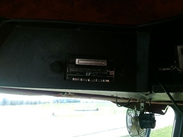 1981 peterbilt 362 base tractor truck - high tilt 14.0l