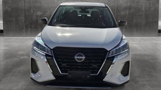 2022 nissan kicks s
