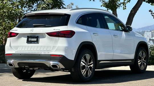 2025 Mercedes-Benz GLA