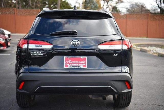 2024 toyota corolla cross le
