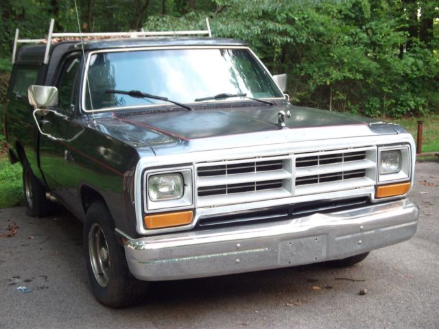 1987 dodge d100 short bed