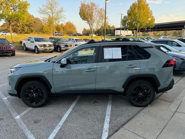 2022 toyota rav4 hybrid xle premium