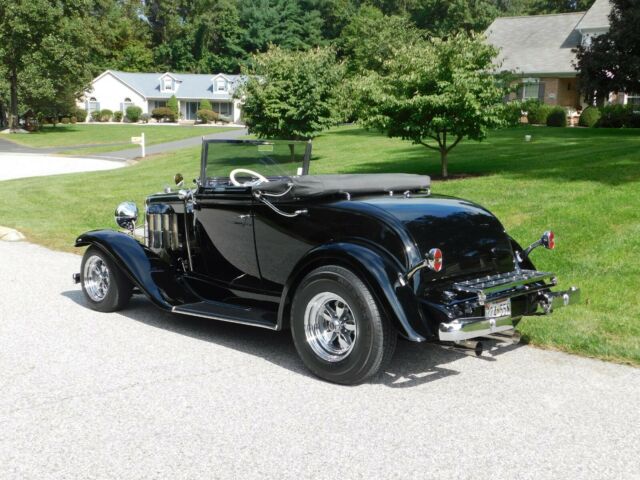 fuel injected 350 cu. in. chevy., turbo 350, lots of chrome, 4400 miles (video)