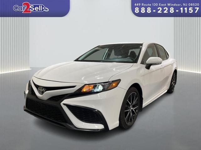 2024 toyota camry se