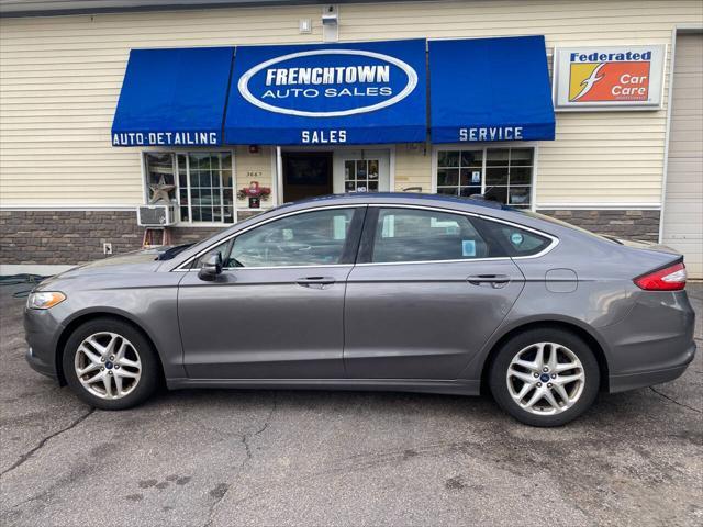 2013 ford fusion se