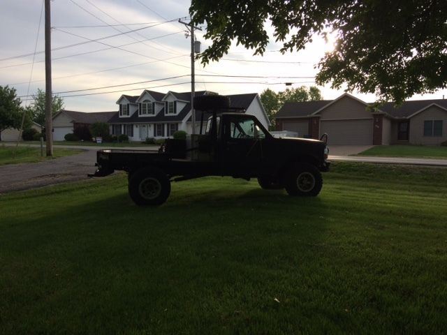 f-350 ford truck 4x4 1976 460 big block engine 150 miles - flat bed goose hitch