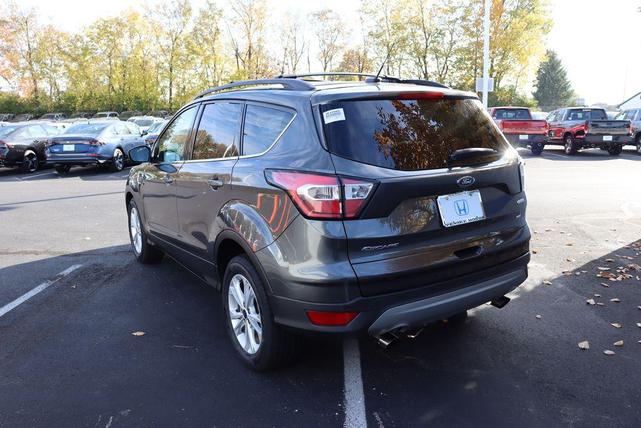 2017 ford escape se