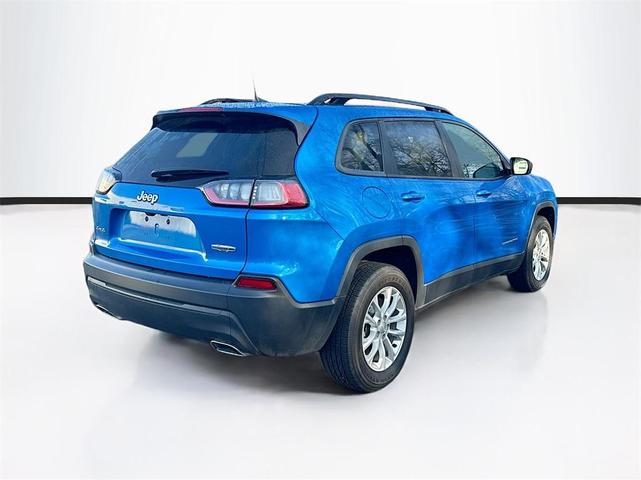 2022 jeep cherokee latitude lux