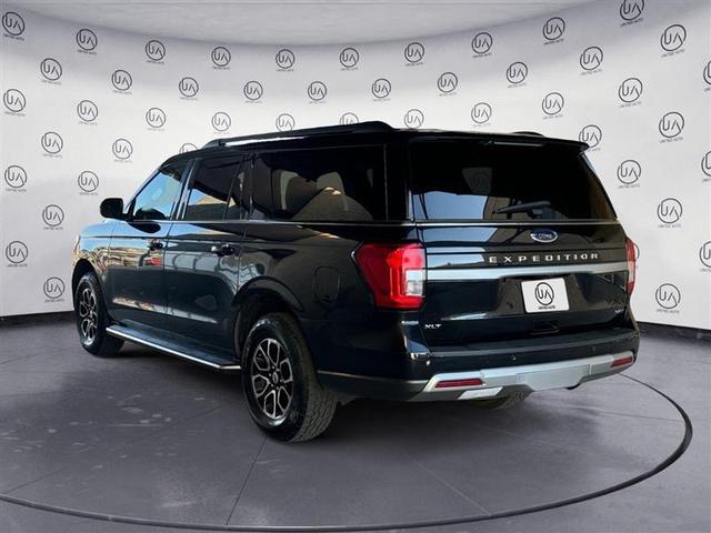 2022 ford expedition max xlt