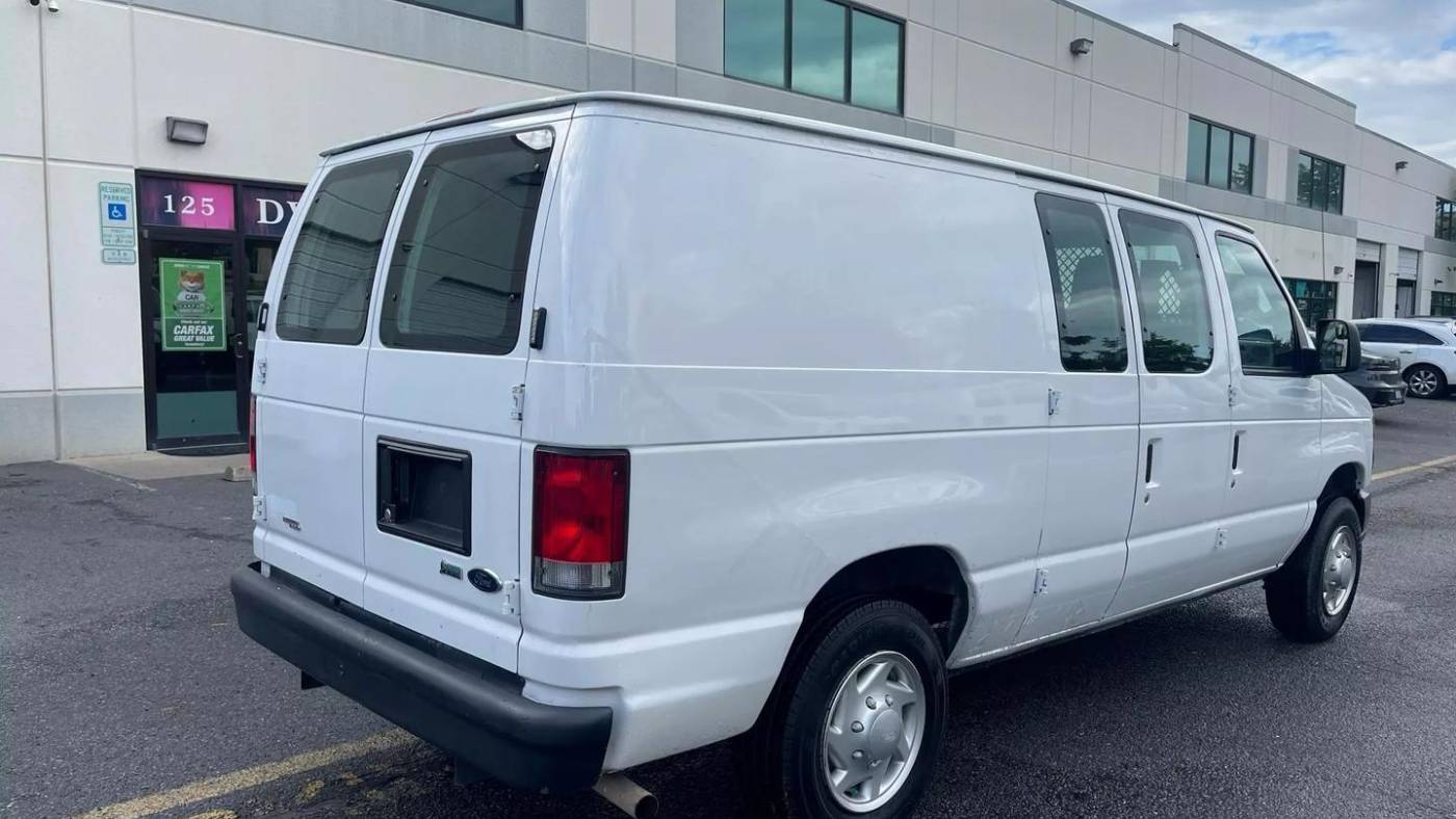 2014 ford e-series e-150