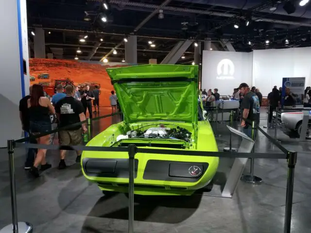 1970 challenger r/t hellcat graveyard carz 6 speed hemi tribute 707 hp
