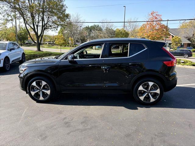 2024 volvo xc40 b5 core bright theme