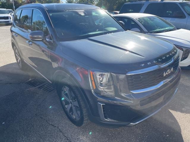 2022 kia telluride s