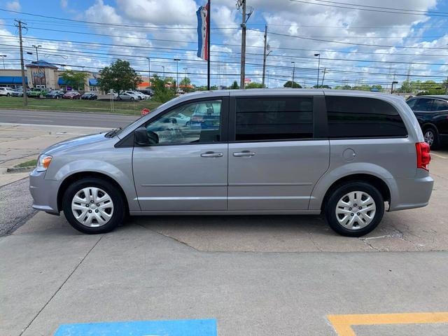 2016 dodge grand caravan avp/se