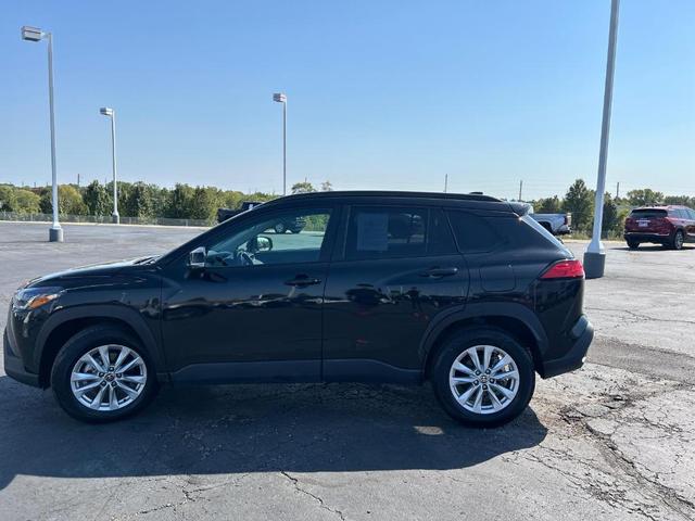 2022 toyota corolla cross le