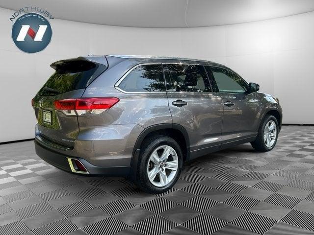 2018 toyota highlander limited