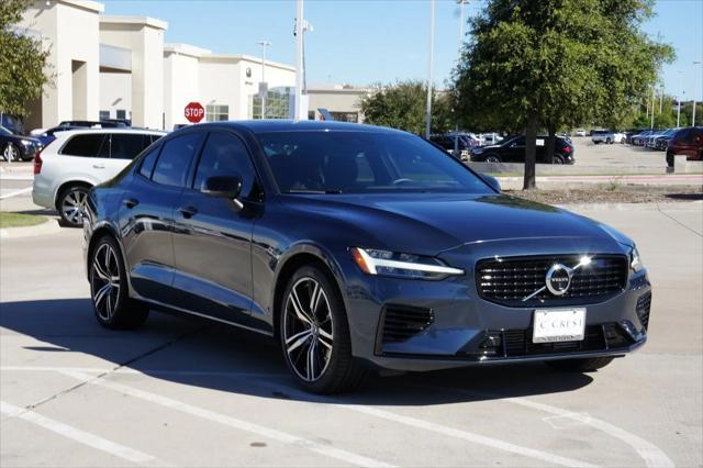 2022 volvo s60 recharge plug-in hybrid t8 r-design